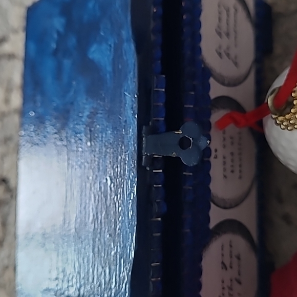 FINAL PRICE BUNDLE HALLMARK KEEPSAKE 2017, REALLY CUTE BOX WITH 2 ORNIMENTS - Picture 9 of 16